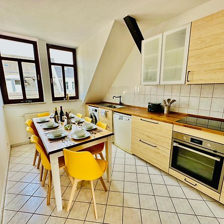 Massive Karli Loft - Over 130 Meters Floor Space - Home Theater Room - 4 Private Sleeping Areas - Best Location In Lipsia Esterno foto