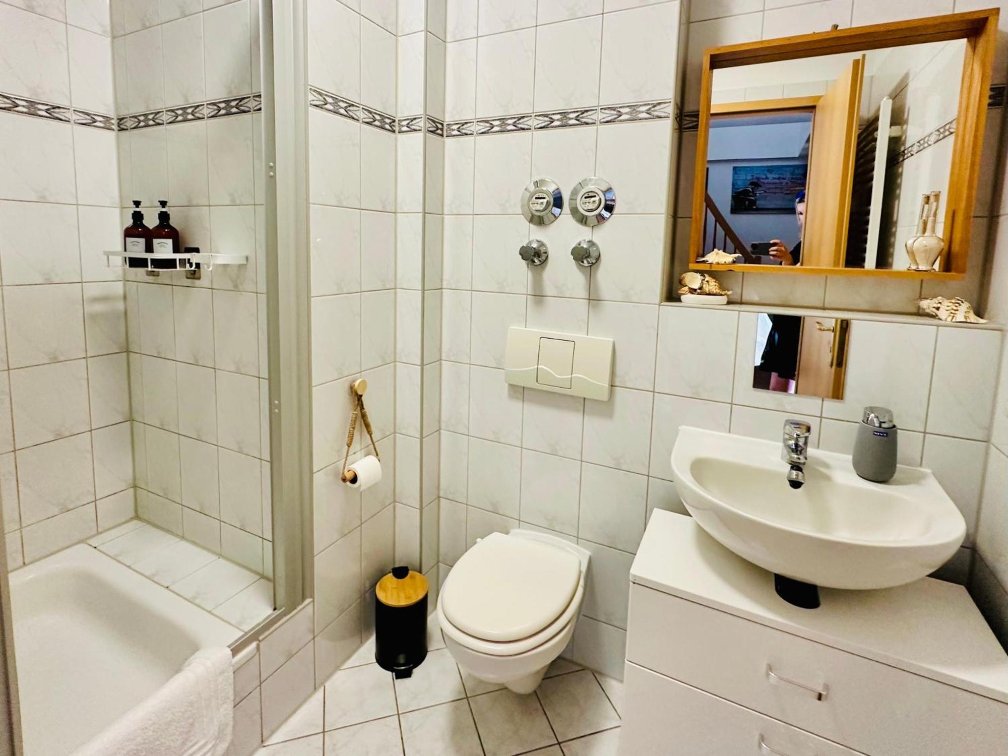 Massive Karli Loft - Over 130 Meters Floor Space - Home Theater Room - 4 Private Sleeping Areas - Best Location In Lipsia Esterno foto