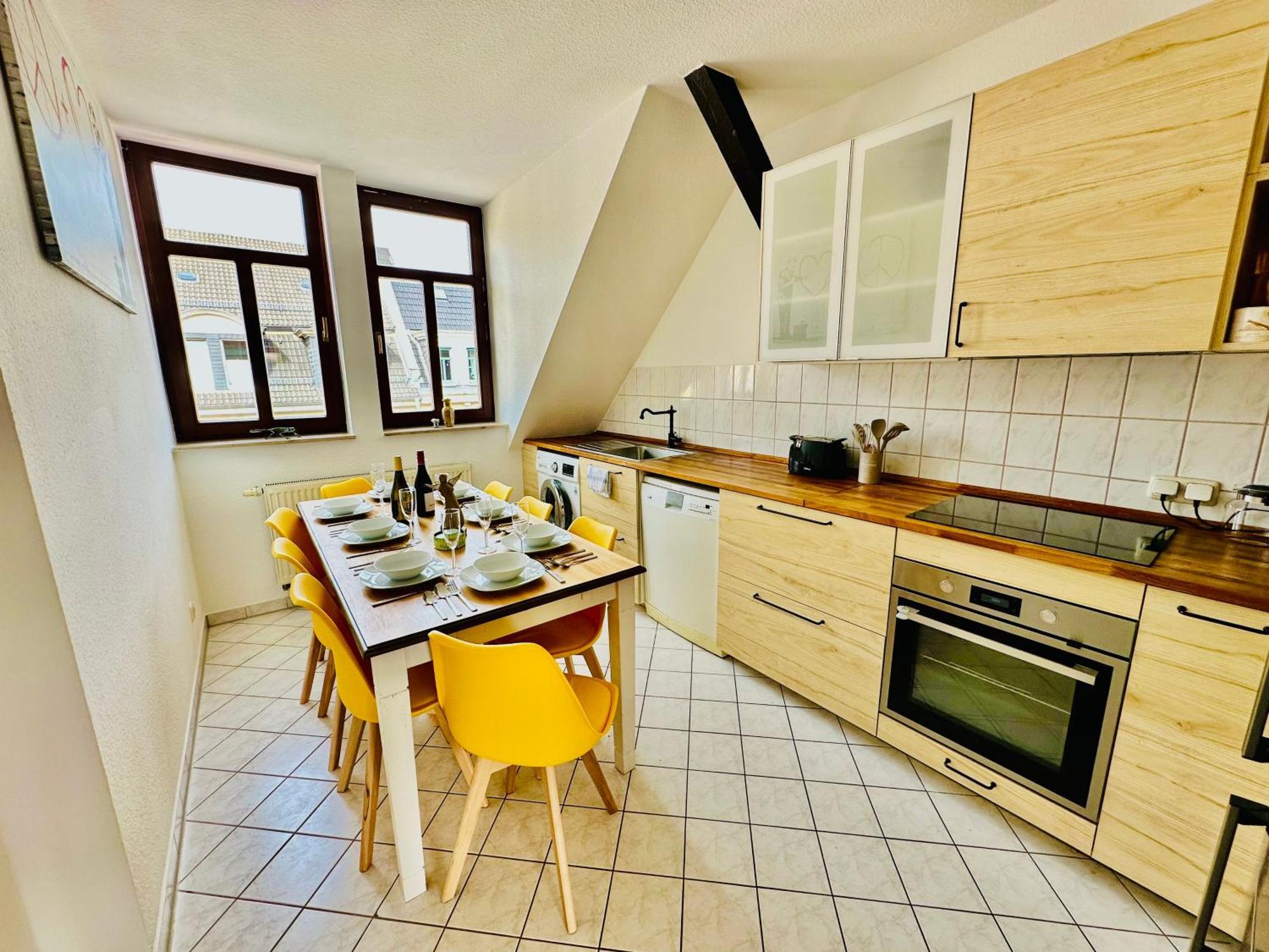 Massive Karli Loft - Over 130 Meters Floor Space - Home Theater Room - 4 Private Sleeping Areas - Best Location In Lipsia Esterno foto
