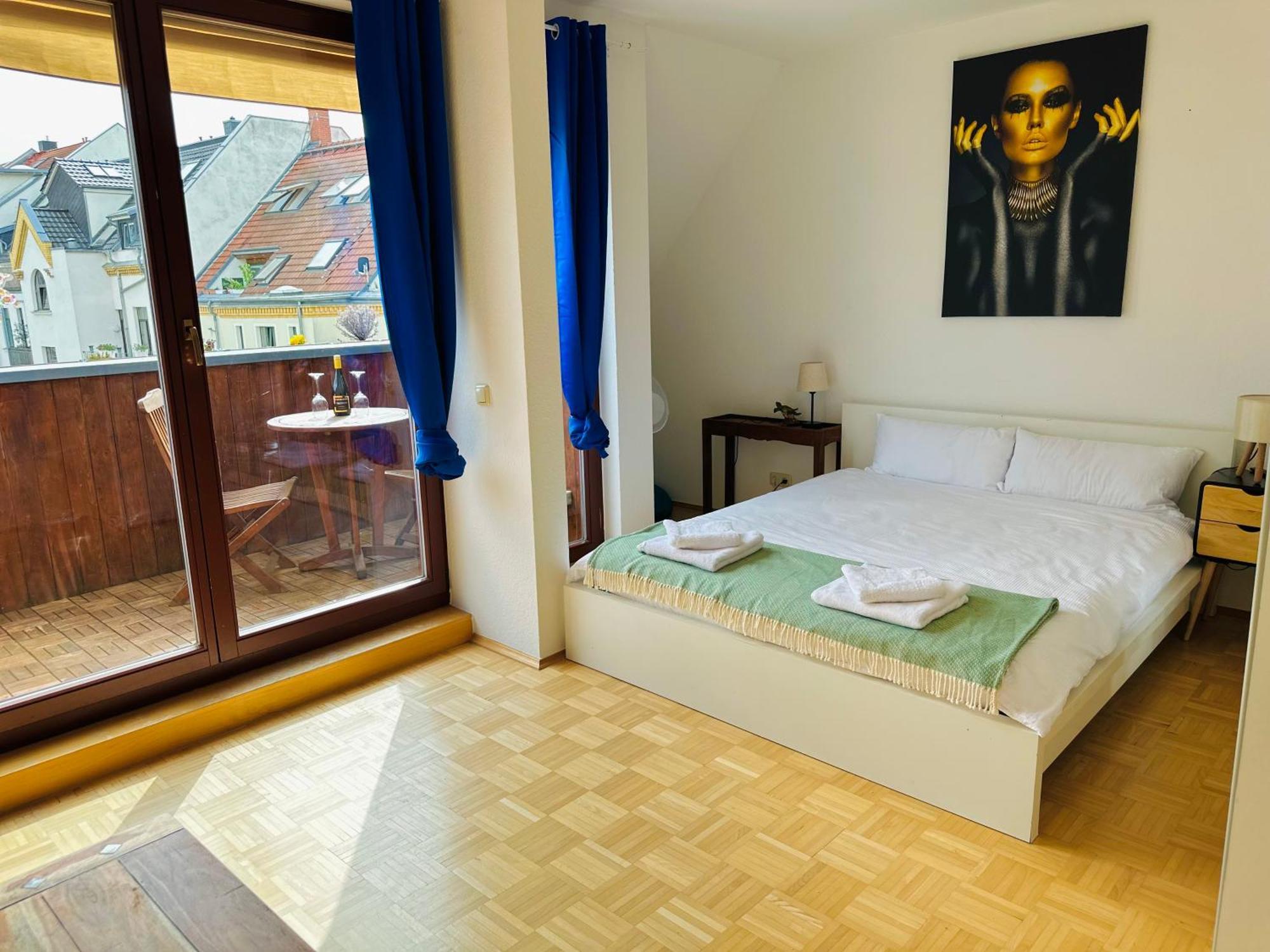 Massive Karli Loft - Over 130 Meters Floor Space - Home Theater Room - 4 Private Sleeping Areas - Best Location In Lipsia Esterno foto